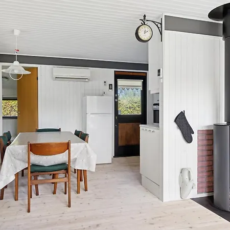 Ferienhaus Schönes Mit Pool Nahe Havnsø