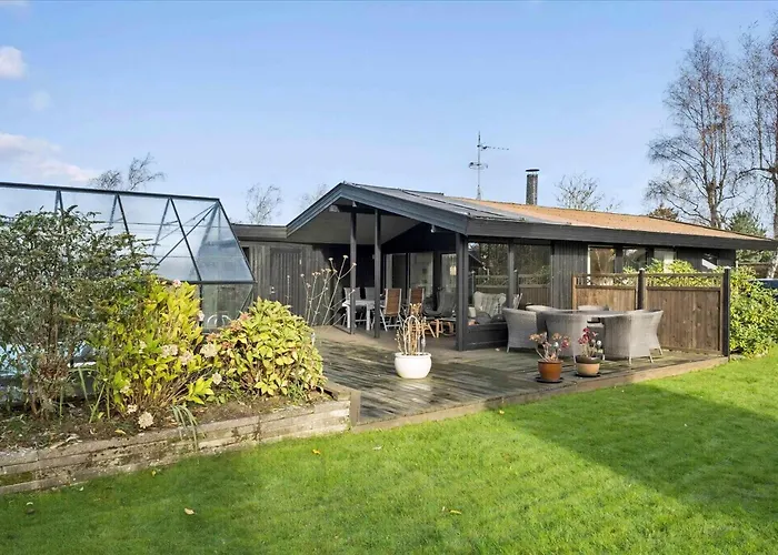 펜션 Paradise With Pool Near Havnso